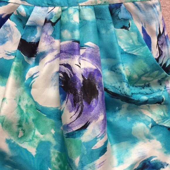 Strapless Watercolor Dress with Pockets - Picture 4 of 6